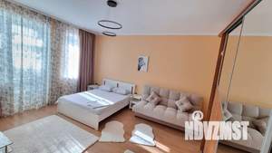 1-к квартира, посуточно, 56м2, 2/4 этаж