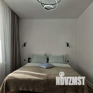 1-к квартира, посуточно, 42м2, 1/14 этаж