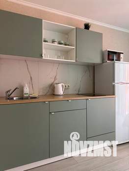 Студия квартира, посуточно, 38м2, 3/17 этаж