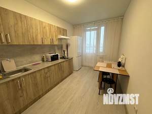 1-к квартира, посуточно, 38м2, 7/17 этаж