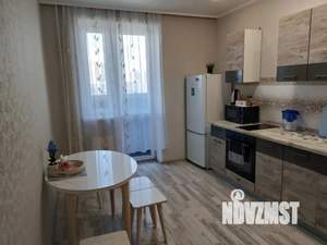 1-к квартира, посуточно, 35м2, 4/19 этаж