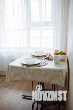1-к квартира, посуточно, 40м2, 2/4 этаж