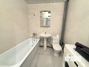 Студия квартира, посуточно, 25м2, 3/20 этаж