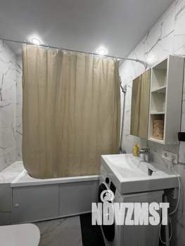 Студия квартира, посуточно, 35м2, 6/23 этаж