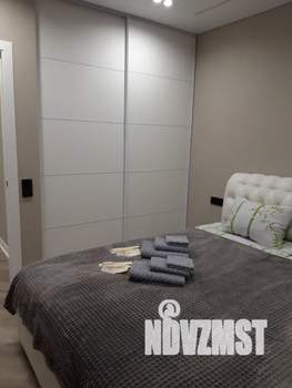 1-к квартира, посуточно, 37м2, 11/25 этаж