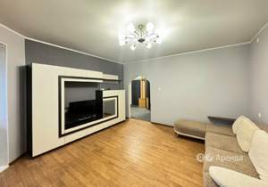 1-к квартира, на длительный срок, 56м2, 4/5 этаж