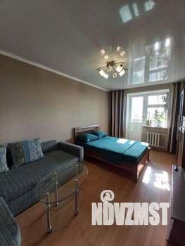 2-к квартира, посуточно, 56м2, 1/1 этаж