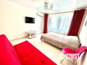 1-к квартира, посуточно, 35м2, 7/17 этаж