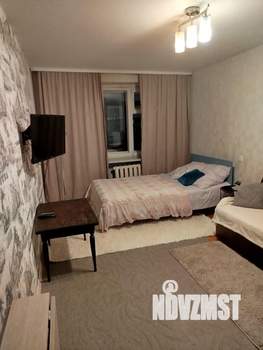 1-к квартира, посуточно, 32м2, 4/5 этаж