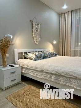 1-к квартира, посуточно, 40м2, 23/25 этаж