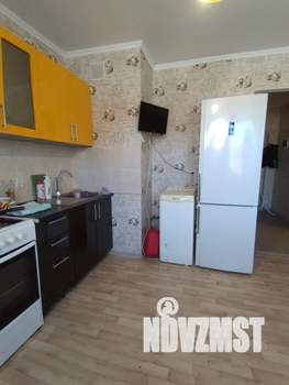 1-к квартира, посуточно, 42м2, 3/10 этаж