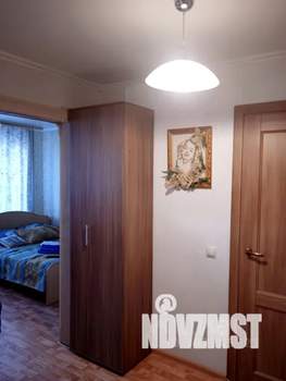 Студия квартира, посуточно, 36м2, 11/14 этаж