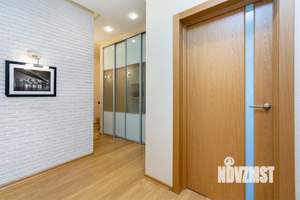 1-к квартира, посуточно, 67м2, 1/1 этаж