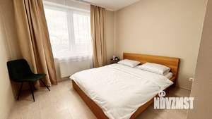 1-к квартира, посуточно, 38м2, 21/23 этаж