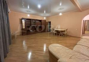 2-к квартира, на длительный срок, 123м2, 1/10 этаж