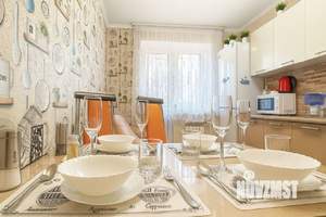 1-к квартира, посуточно, 46м2, 1/1 этаж