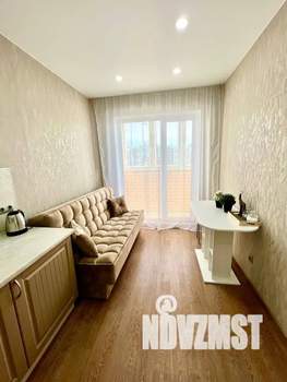 1-к квартира, посуточно, 38м2, 6/10 этаж