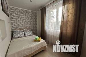 1-к квартира, посуточно, 35м2, 4/20 этаж