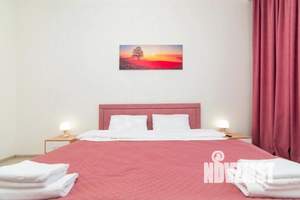 1-к квартира, посуточно, 49м2, 1/1 этаж