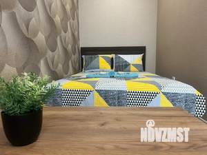 1-к квартира, посуточно, 37м2, 8/19 этаж