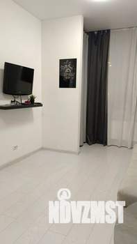 1-к квартира, посуточно, 38м2, 1/16 этаж