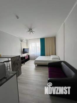 Студия квартира, посуточно, 28м2, 2/15 этаж