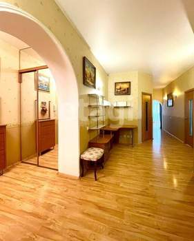 3-к квартира, на длительный срок, 104м2, 9/9 этаж