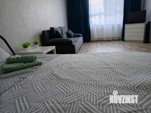 1-к квартира, посуточно, 38м2, 2/4 этаж
