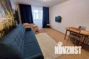 1-к квартира, посуточно, 35м2, 1/9 этаж