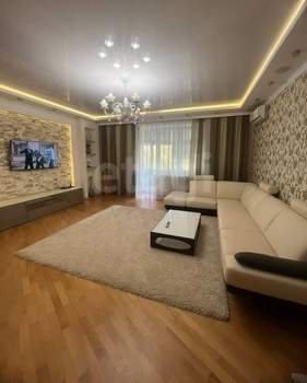 3-к квартира, на длительный срок, 140м2, 3/7 этаж