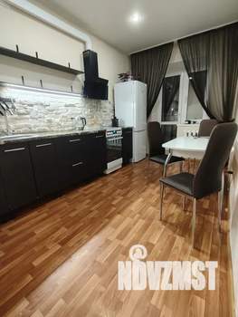 1-к квартира, посуточно, 40м2, 9/16 этаж