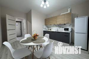 1-к квартира, посуточно, 45м2, 8/10 этаж