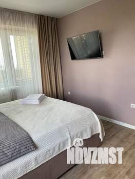 1-к квартира, посуточно, 52м2, 10/17 этаж