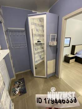 Студия квартира, посуточно, 40м2, 3/19 этаж