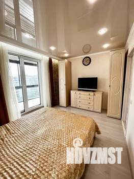 2-к квартира, посуточно, 57м2, 8/15 этаж