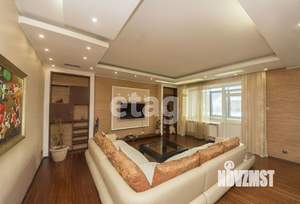 3-к квартира, на длительный срок, 126м2, 5/10 этаж