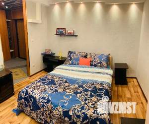 Студия квартира, посуточно, 30м2, 2/5 этаж