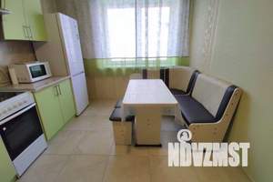 2-к квартира, посуточно, 66м2, 4/17 этаж