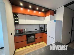 Студия квартира, посуточно, 37м2, 13/19 этаж