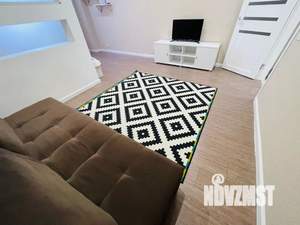 1-к квартира, посуточно, 49м2, 5/20 этаж