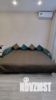 Студия квартира, посуточно, 30м2, 17/19 этаж