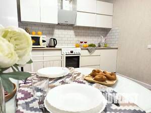 3-к квартира, посуточно, 68м2, 1/1 этаж