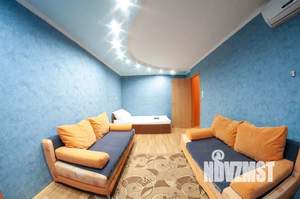 2-к квартира, посуточно, 57м2, 1/9 этаж