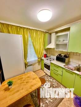 2-к квартира, посуточно, 50м2, 1/5 этаж