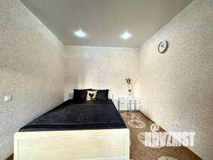 1-к квартира, посуточно, 40м2, 11/16 этаж