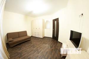 1-к квартира, посуточно, 46м2, 1/1 этаж