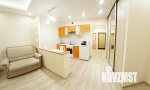 1-к квартира, посуточно, 35м2, 1/1 этаж