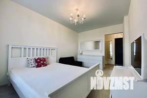 1-к квартира, посуточно, 35м2, 2/18 этаж