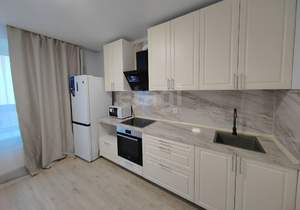 3-к квартира, на длительный срок, 100м2, 4/9 этаж