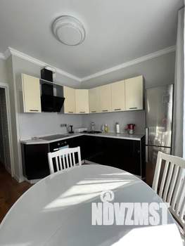 1-к квартира, посуточно, 43м2, 15/16 этаж